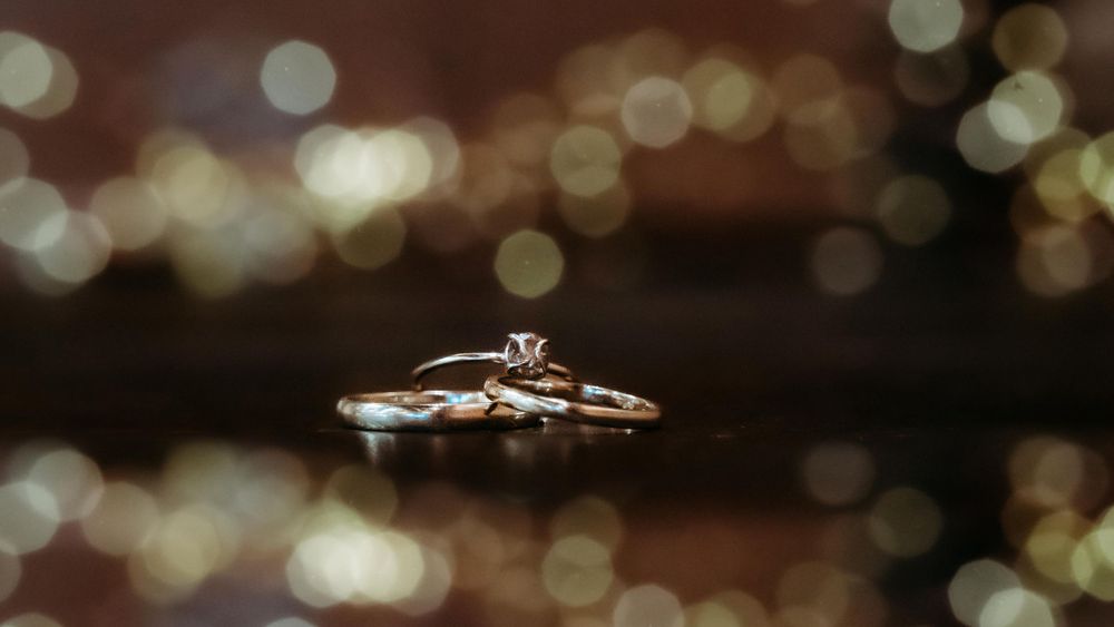 wedding-rings-photo