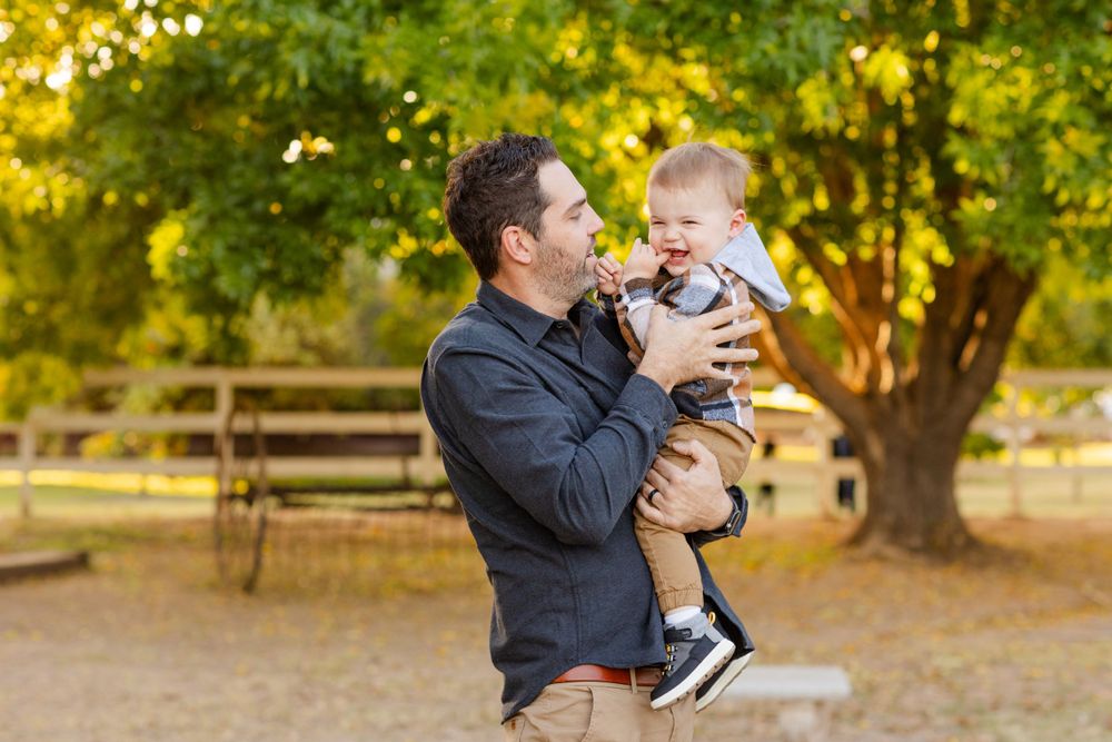 Family  Session in Manistee Ranch Park in Glendale, Arizona by Jen Lynn Studios.