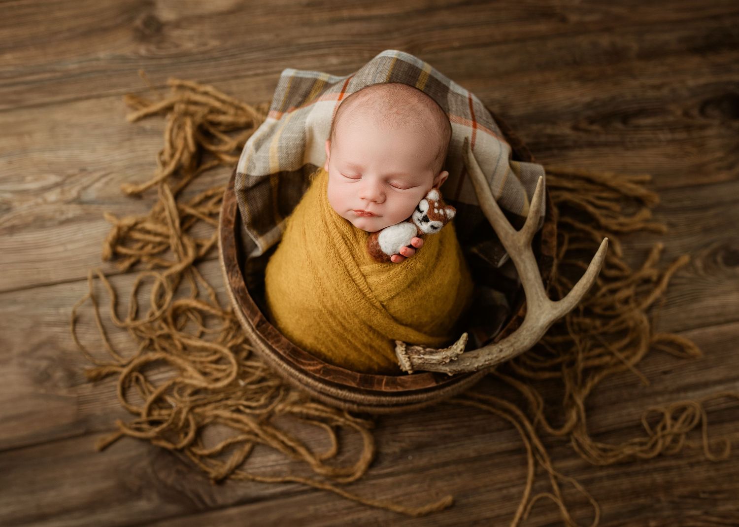 Luxury Newborn Photos | Baby Photographer | Baileys Photography