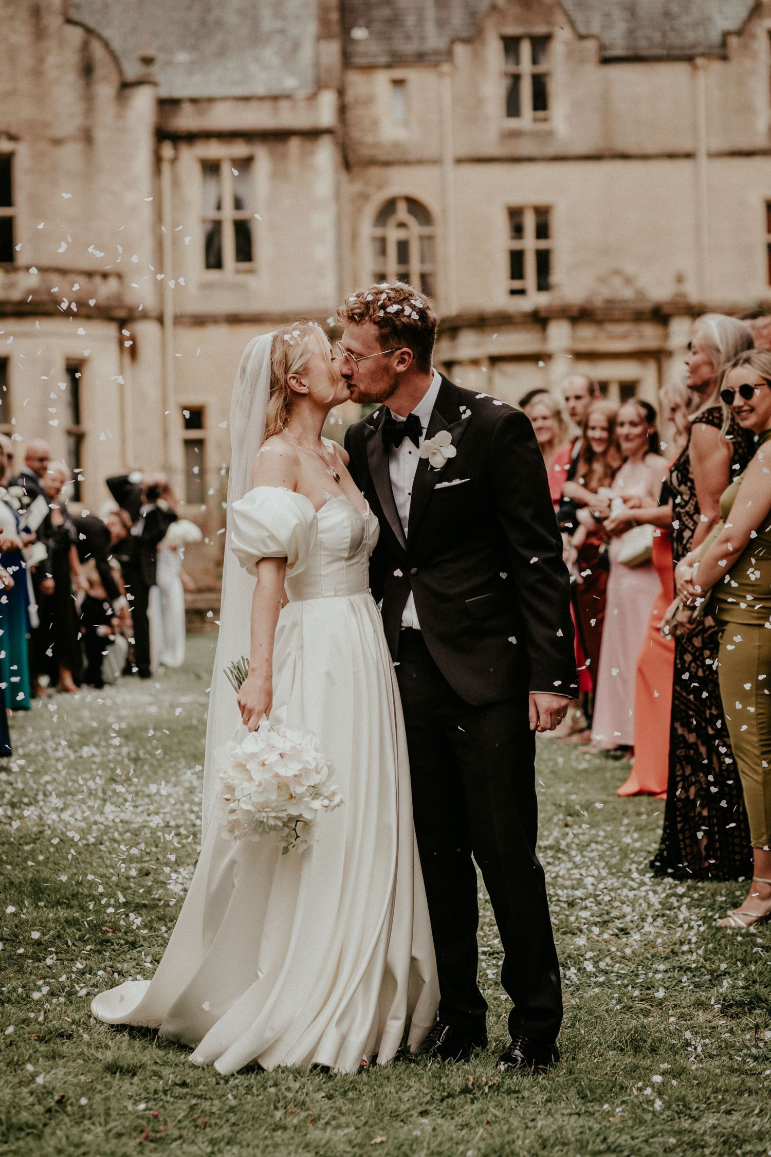 Olivia Rossi Photography Confetti moments