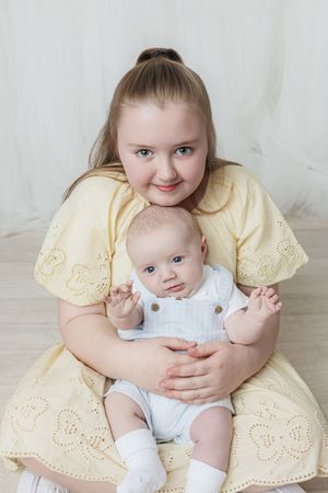 Amy Gray Photography | Newborn, Cake smash, Headshots, Couple, Children, maternity & Family Photographer in Ayr and Girvan