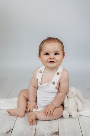 Amy Gray Photography | Newborn, Cake smash, Headshots, Couple, Children, maternity & Family Photographer in Ayr and Girvan