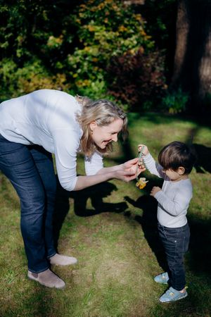 Family photographer in Gloucester and the Cotswolds capturing a family photoshoot.