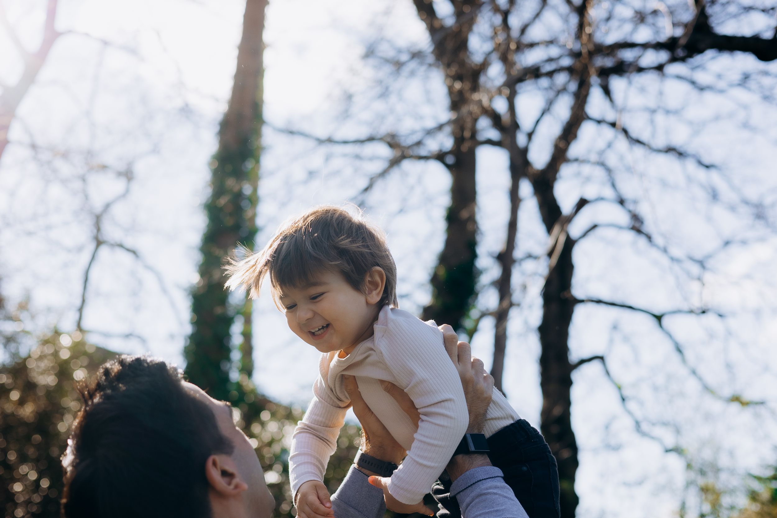 Family photographer in Gloucester and the Cotswolds capturing a family photoshoot.