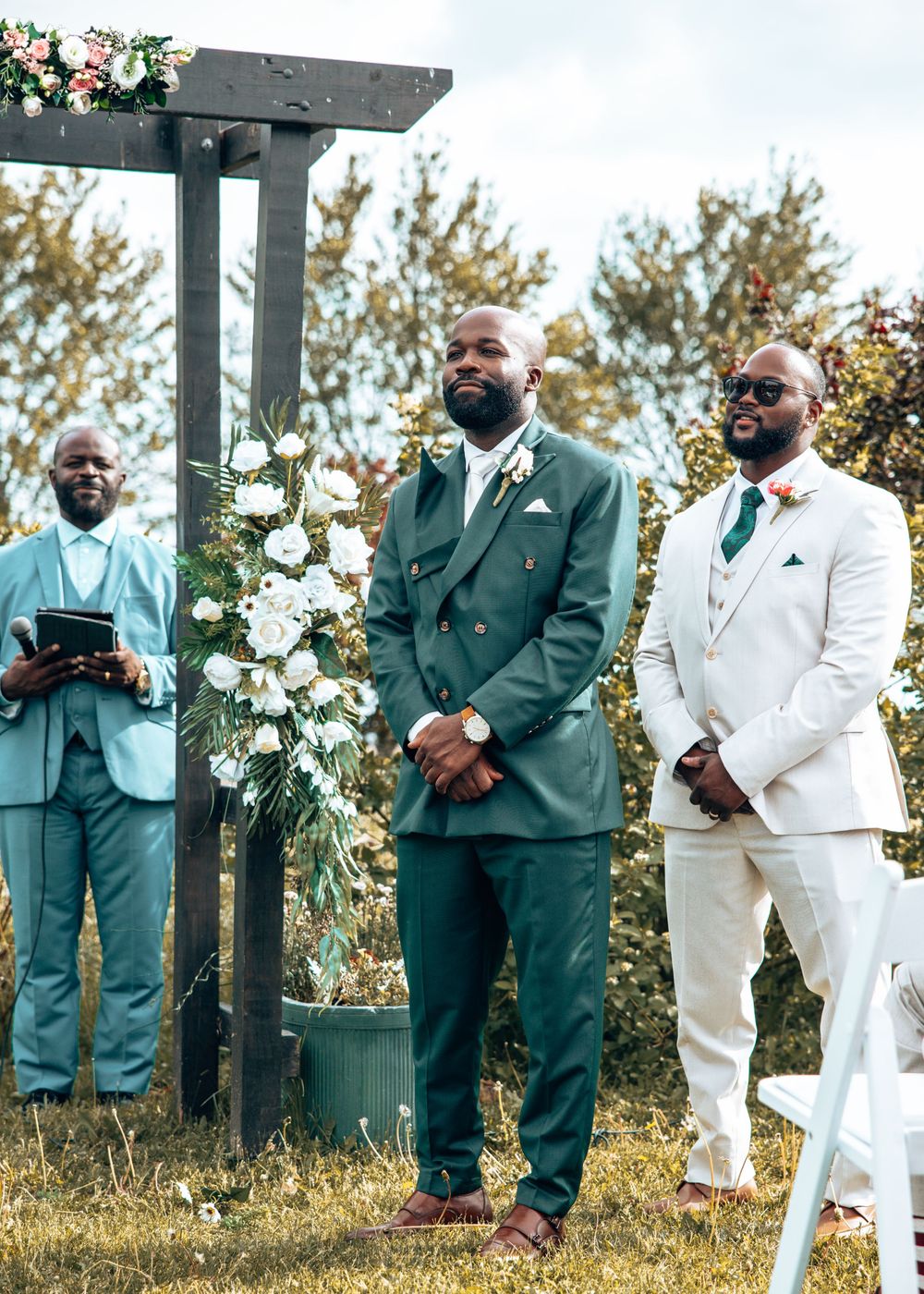Wedding photo in Montreal and Chicago