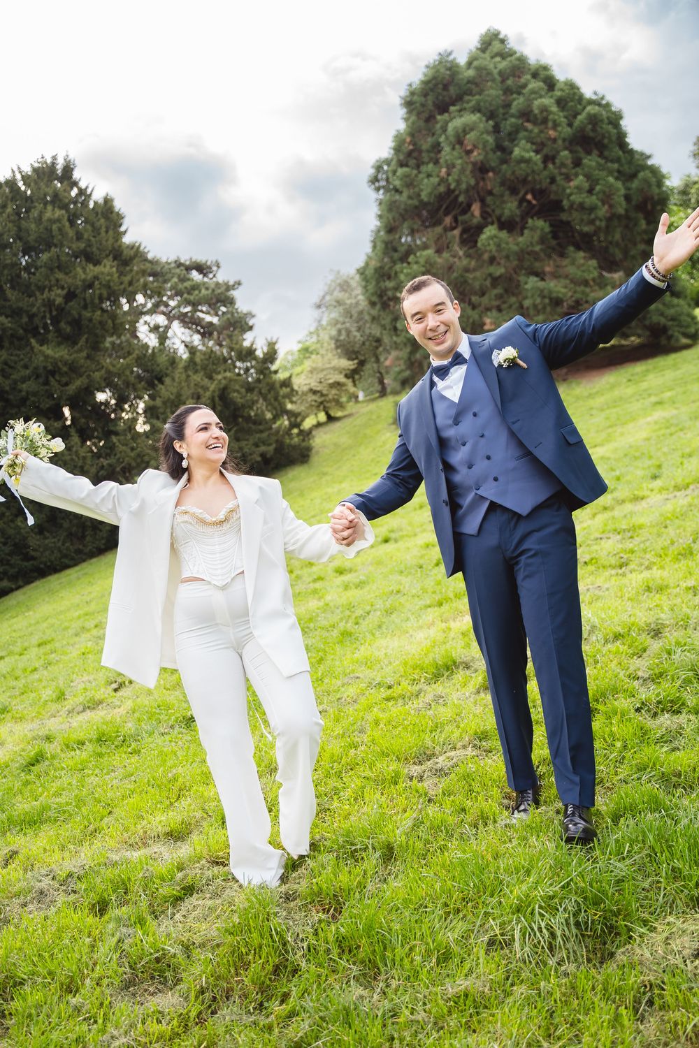 Buttes Chaumont 
photographe mariage paris
photographe mariage civil 
photographe mariage yvelines
photographe poissy