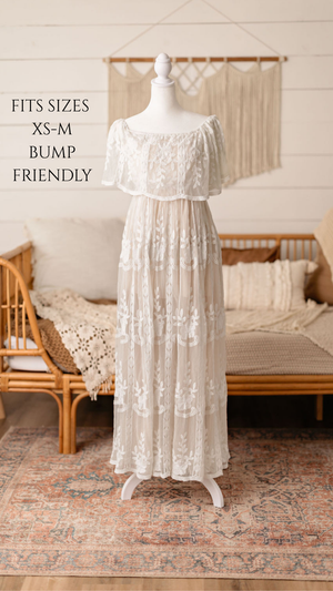 Client closet maternity dress available for photography sessions at Anna Carreno Photography