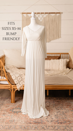 Client closet maternity dress available for photography sessions at Anna Carreno Photography