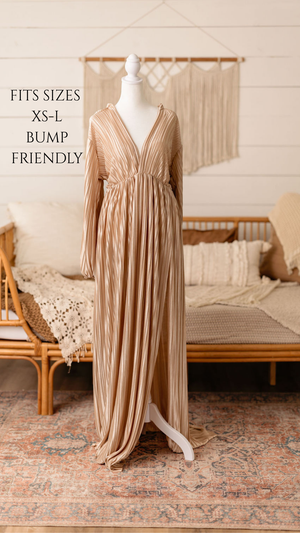 Client closet maternity dress available for photography sessions at Anna Carreno Photography