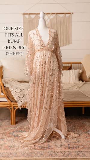 Client closet maternity dress available for photography sessions at Anna Carreno Photography