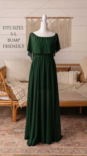Client closet maternity dress available for photography sessions at Anna Carreno Photography