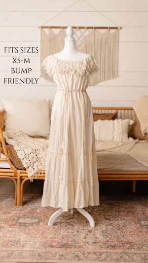 Client closet maternity dress available for photography sessions at Anna Carreno Photography