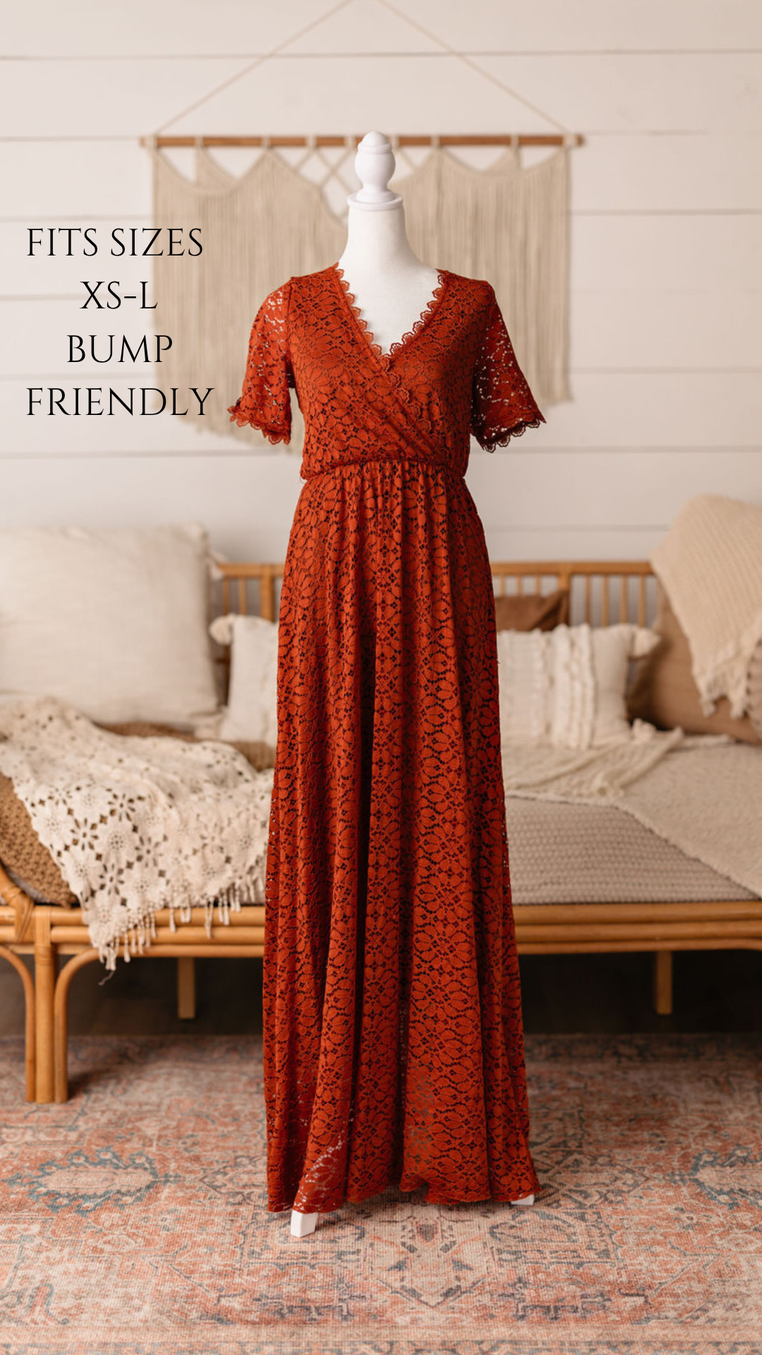 Client closet maternity dress available for photography sessions at Anna Carreno Photography
