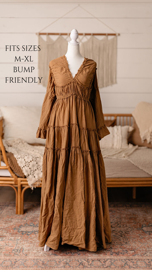 Client closet maternity dress available for photography sessions at Anna Carreno Photography