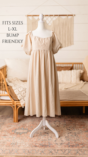 Client closet maternity dress available for photography sessions at Anna Carreno Photography