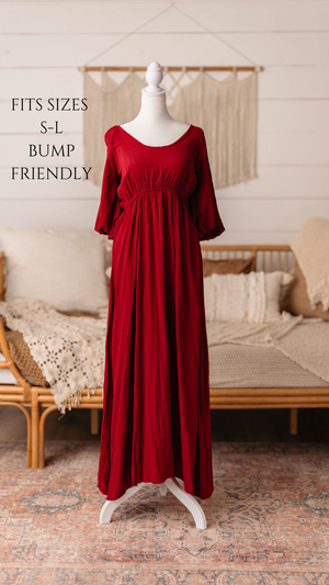 Client closet maternity dress available for photography sessions at Anna Carreno Photography