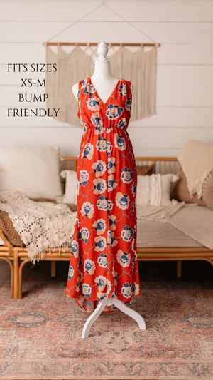 Client closet maternity dress available for photography sessions at Anna Carreno Photography