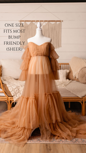 Client closet maternity dress available for photography sessions at Anna Carreno Photography