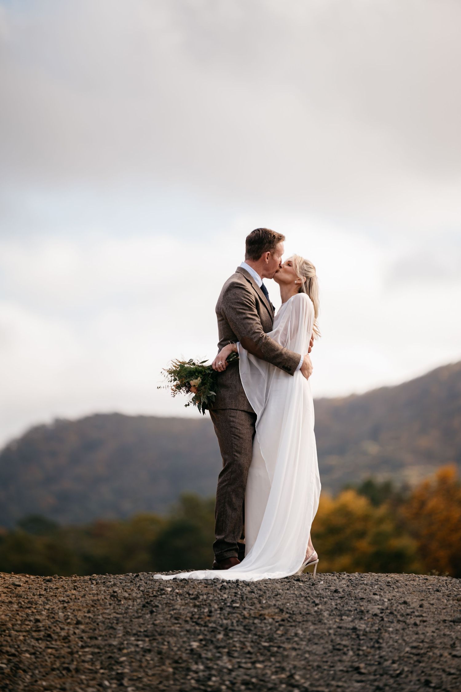 Best engagement photographer in fort Walton beach that is affordable and professional.