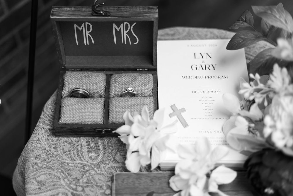 Wedding Photographer in East Tennessee, TN, near Chattanooga, TN and North GA area. Carolyn Baptist Church, Dalton, GA