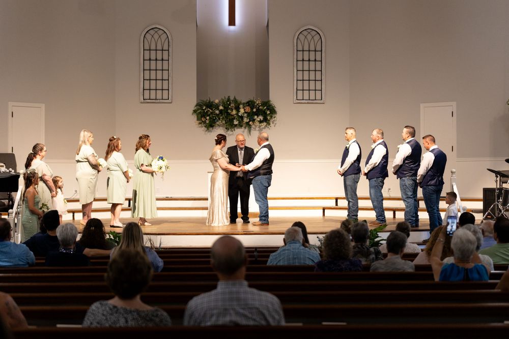 Wedding Photographer in East Tennessee, TN, near Chattanooga, TN and North GA area. Carolyn Baptist Church, Dalton, GA