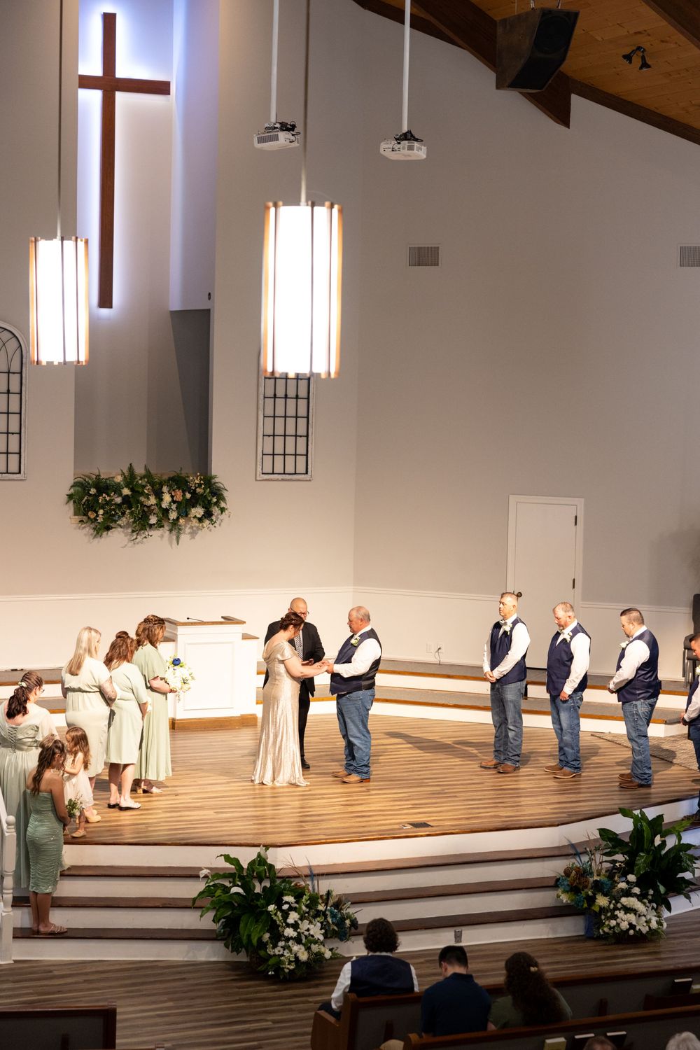 Wedding Photographer in East Tennessee, TN, near Chattanooga, TN and North GA area. Carolyn Baptist Church, Dalton, GA