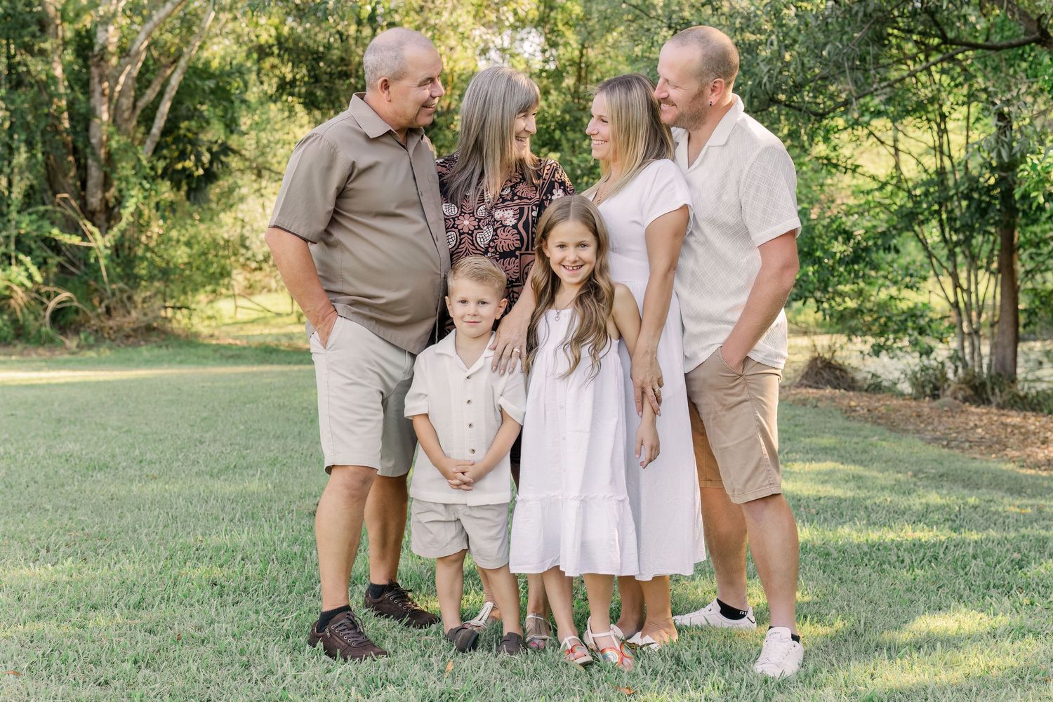 gold coast family backyard photography
