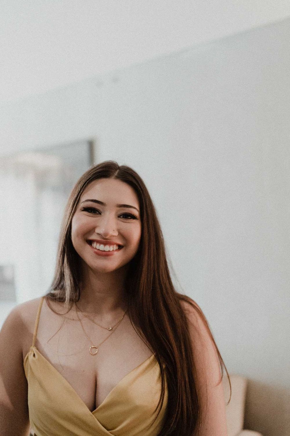 wedding guest portrait yellow dress porto