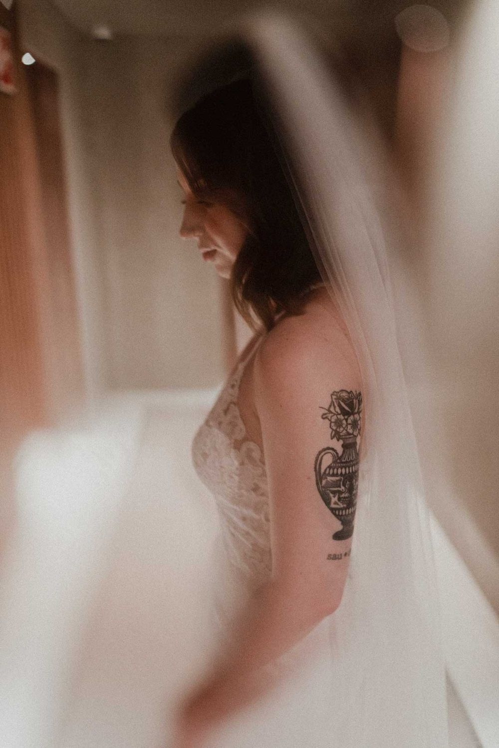 bride portrait wedding preparation porto