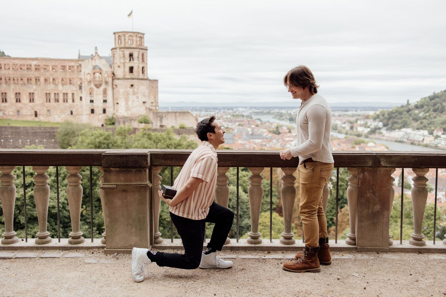 Heidelberg Proposal Photography, Engagement Photography Heidelberg, Heidelberg Castle Photoshoot, Couples Photographer Heidelberg,