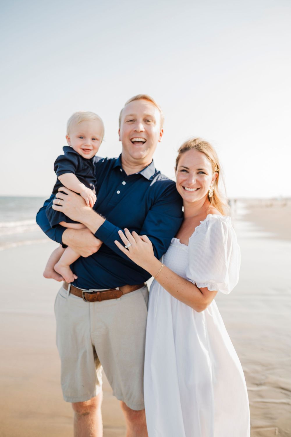 Beach Portrait Session: Extended Family Photography in Ocean City, NJ -  Helen Merz Photography