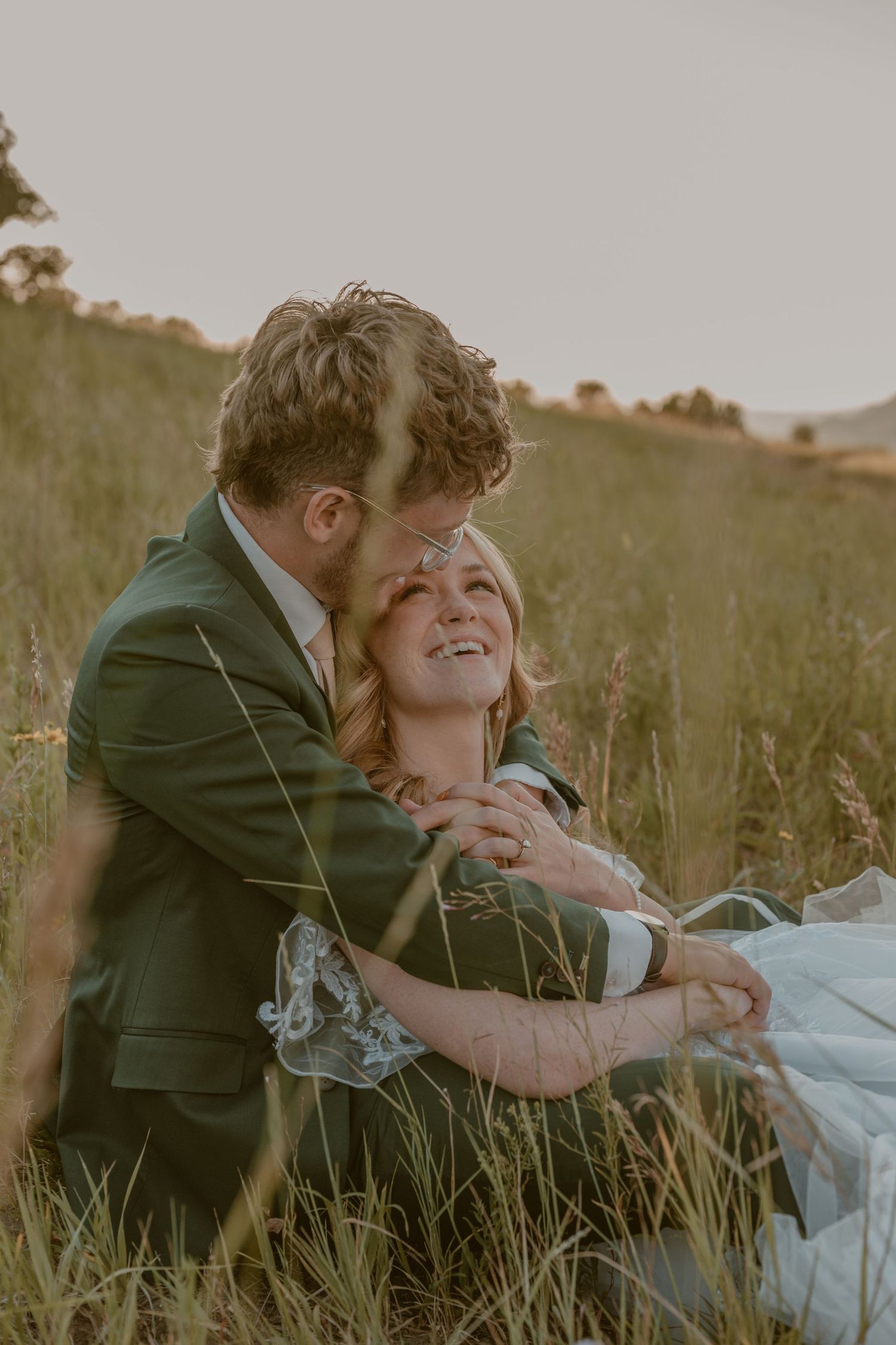 Samantha Campbell Imagery captures a romantic elopement at Kyhv Peak, Utah with candid, storytelling photography for adventurous couples.