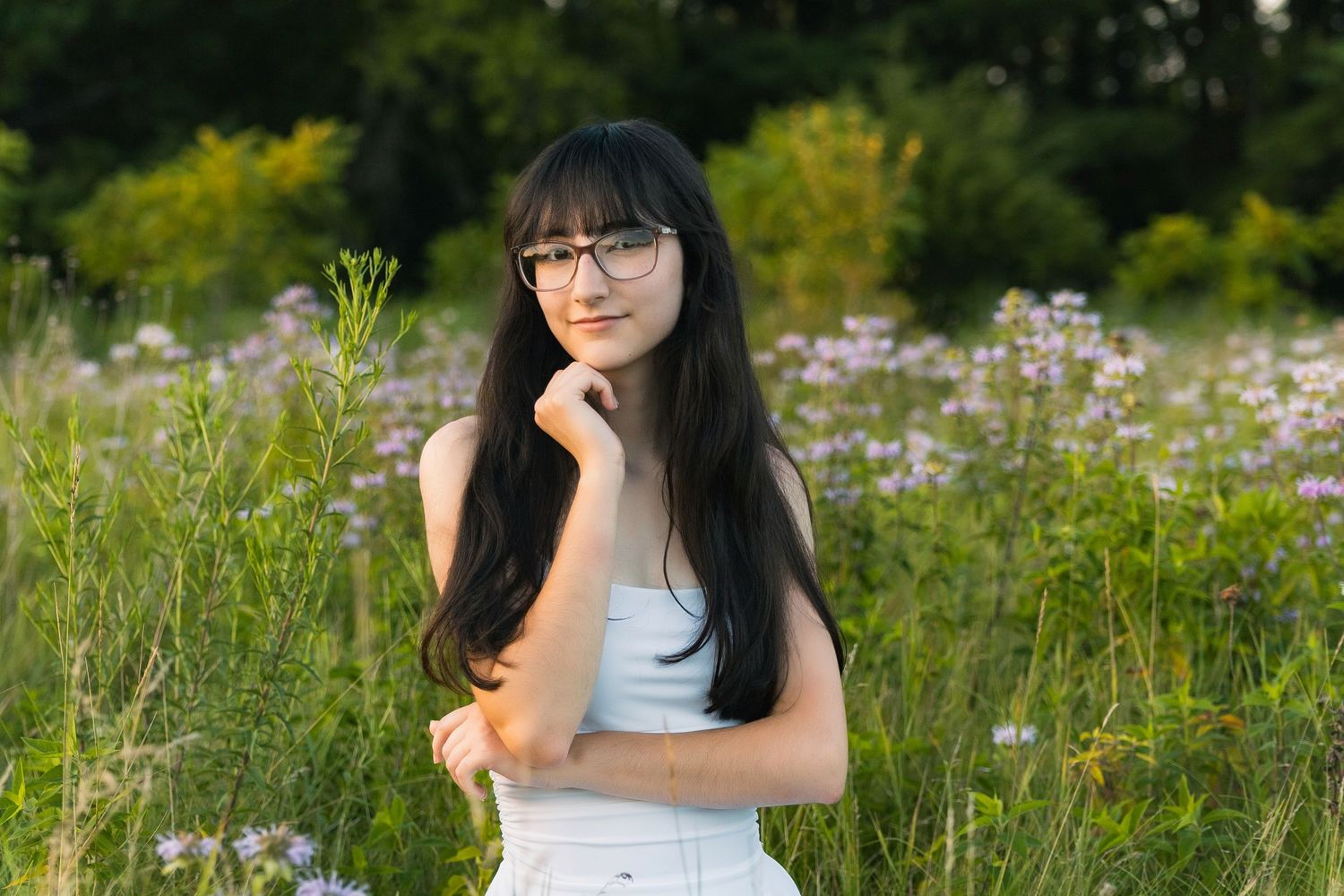 what to expect professional high school senior photo session madison wi wildflower field posing token creek county park deforest wi summer