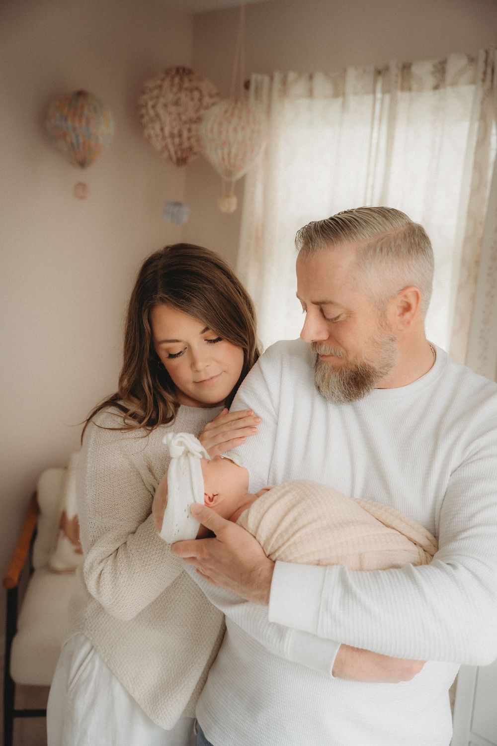 Best newborn photographer maine