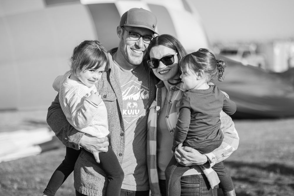 Memorari Portrait family at the Albuquerque International Balloon Fiesta Blog