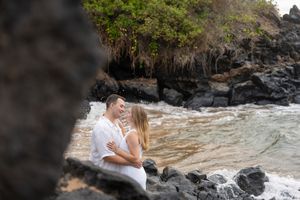 Proposal couple sunset photo at Wailea beach Maui Hawaii