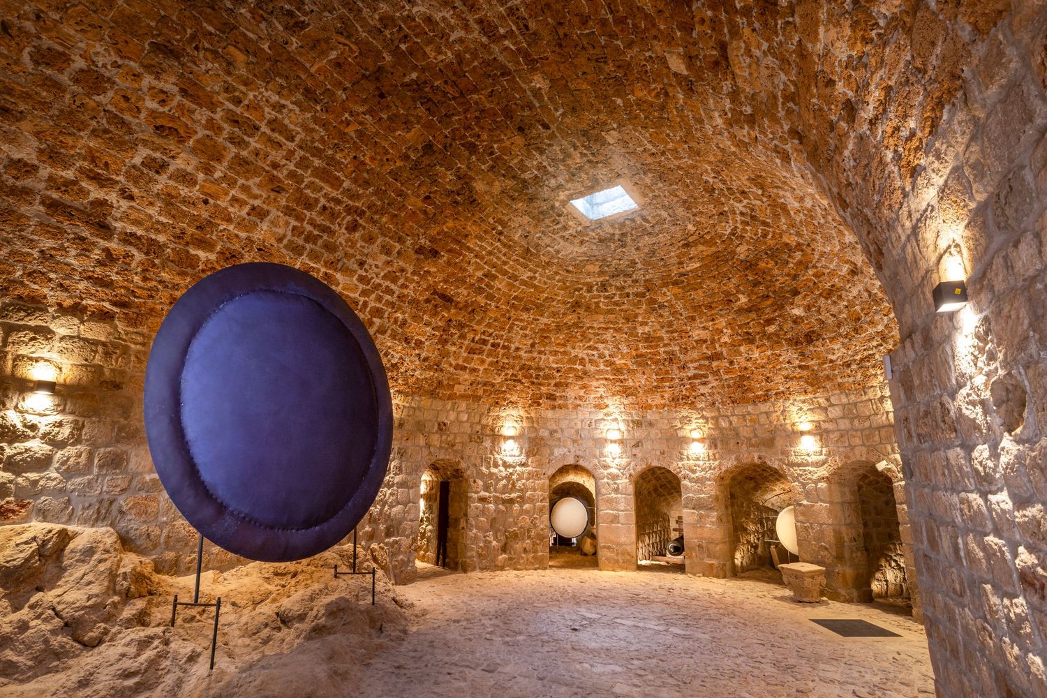 Bokar, exhibition Dubravka Losic