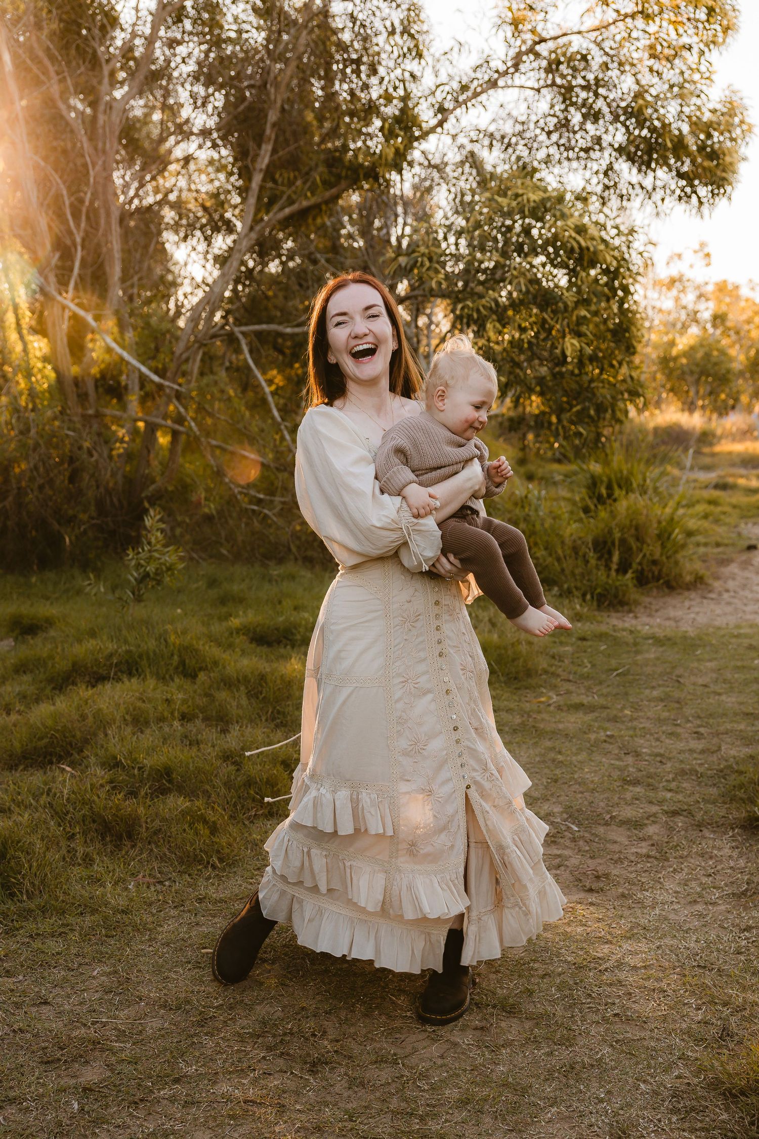 Mum and daughters family photo shoot at Arana Hills, Brisbane