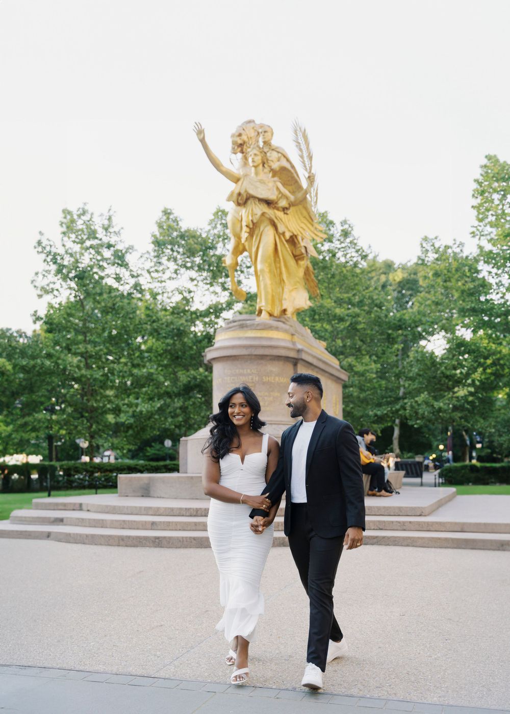 Destination Wedding photographer captures romantic session in NYC