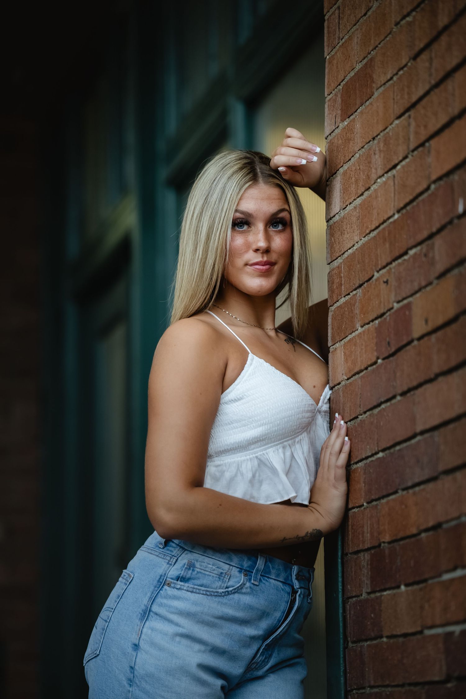 Senior photographer in the Beaver County Area with over 10 years of experience.