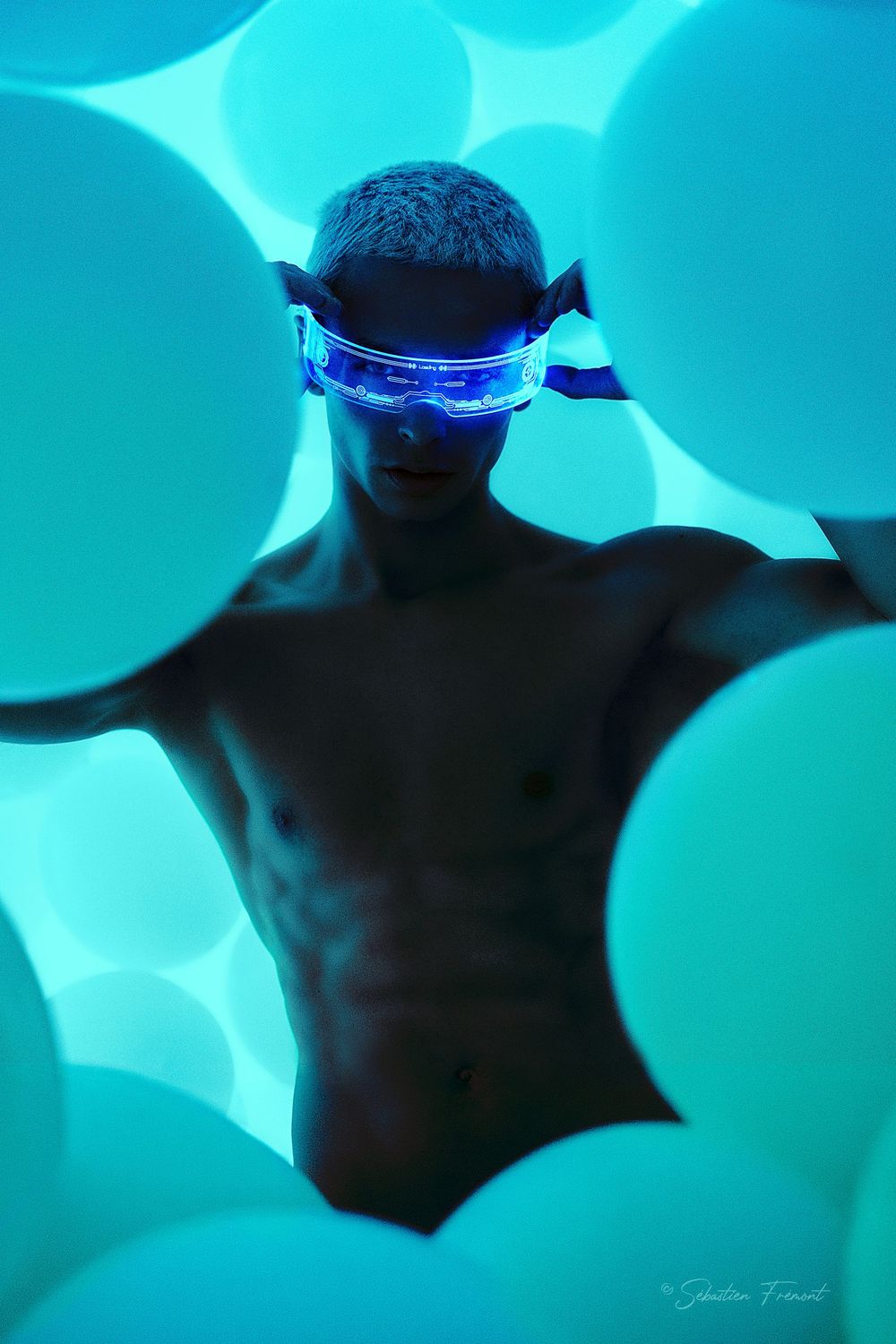 Sébastien Frémont - Artwork Photographer - Apesanteur / Loading - Paris Studio