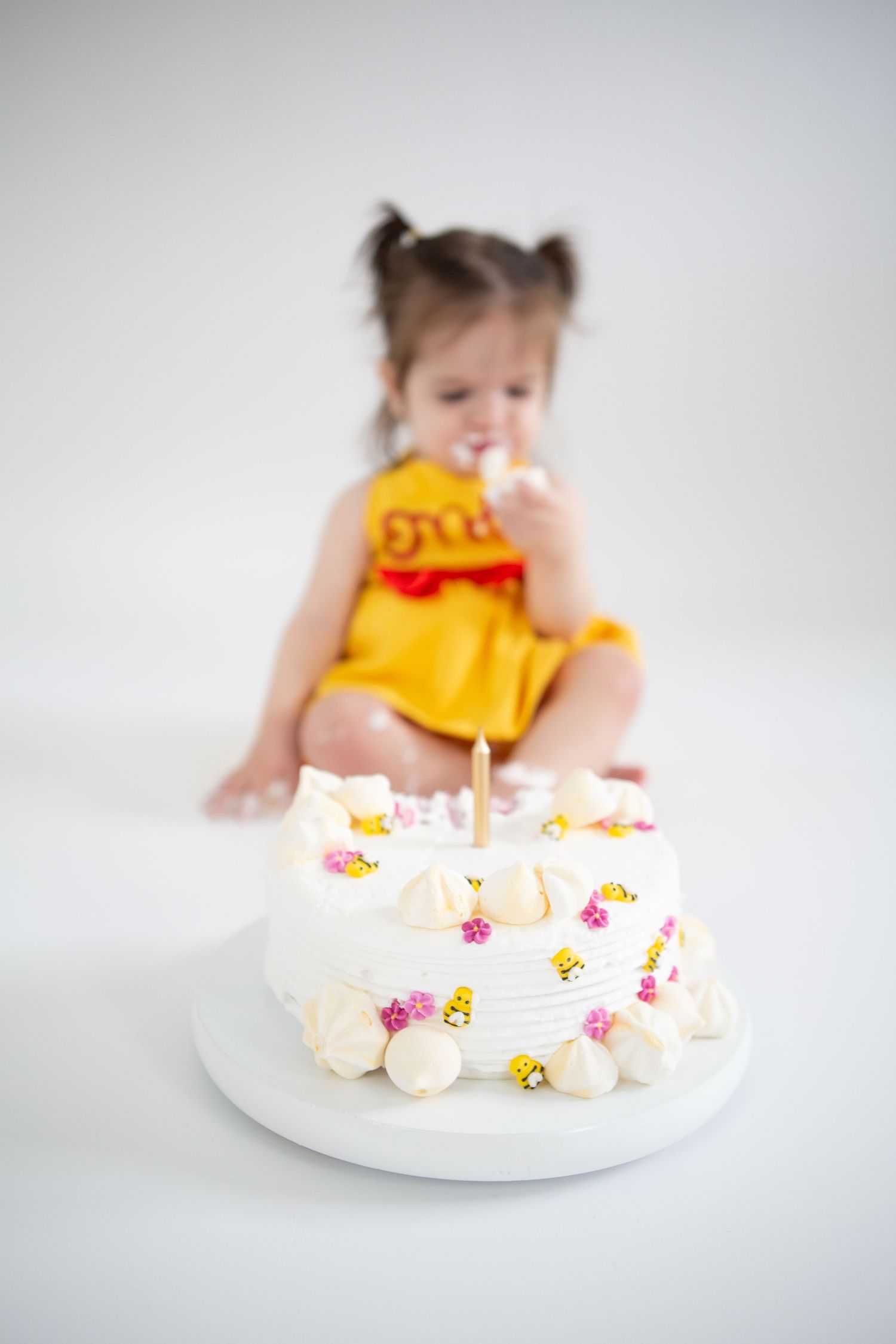 Birthday-smash-photoshoot-melbourne