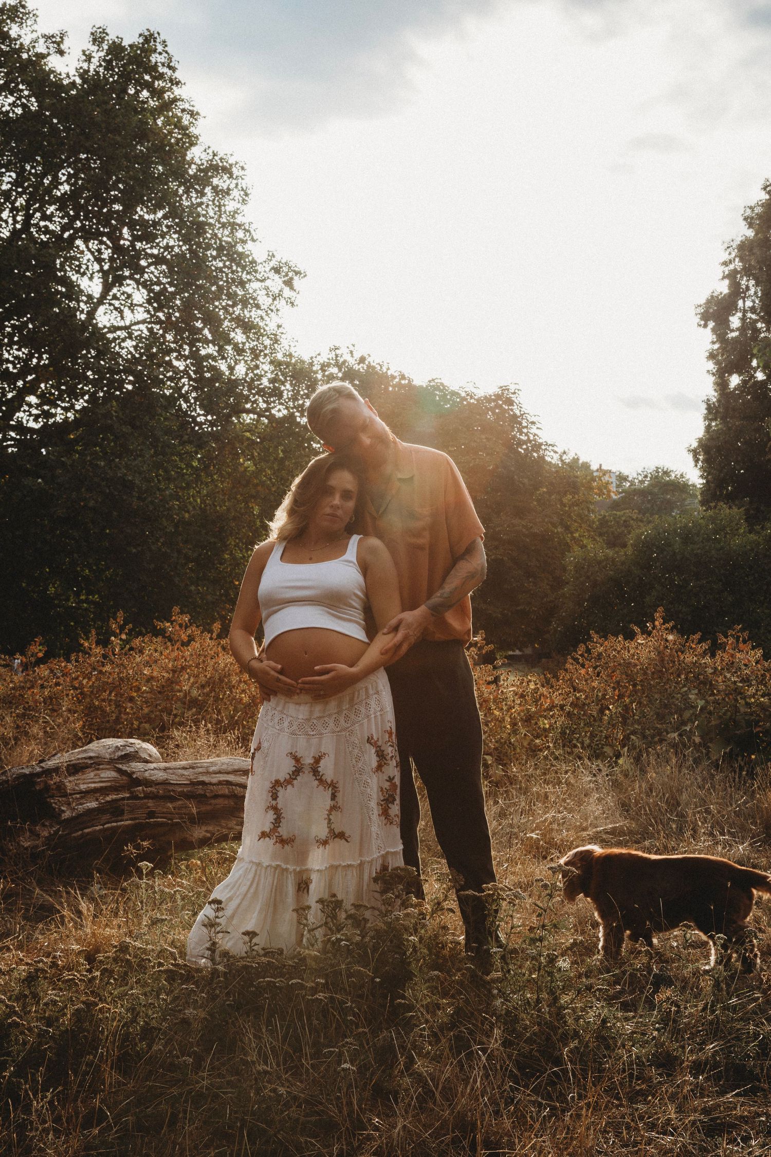 Outdoor Maternity Photography, in Clissold Park, Stoke Newington, Hackney.