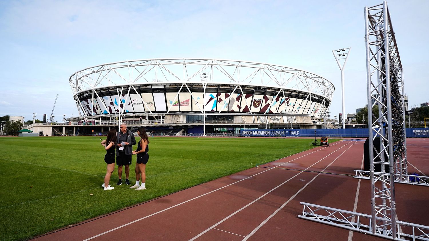 Preprations underway for the start of the Stratford Speed GP held at the Stratford Running Track - 18th August 2024.