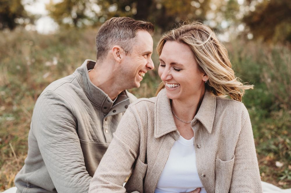 Fall Family Mini Session Plymouth MN, Wayzata MN, Minnetonka Maple grove Family Pictures photographer