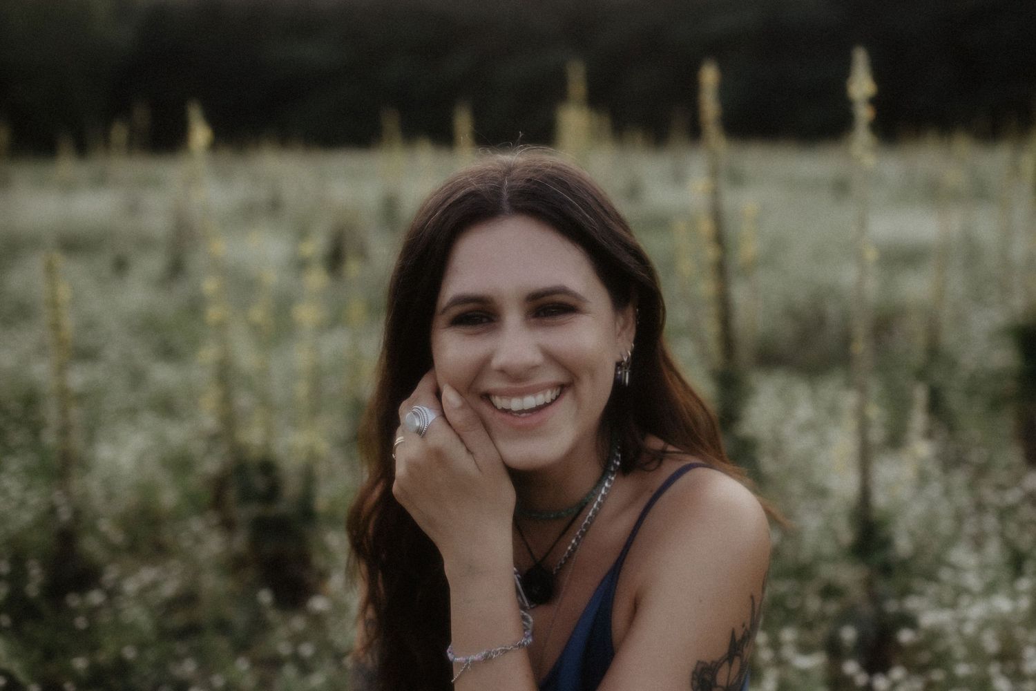 Viktoria Gaus Portrait in der Natur