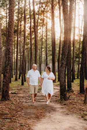 Maternity photography session in Spring, The Woodlands & Magnolia, TX by Anna Carreno Photography
