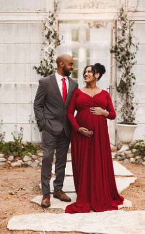 Maternity photography session in Spring, The Woodlands & Magnolia, TX by Anna Carreno Photography