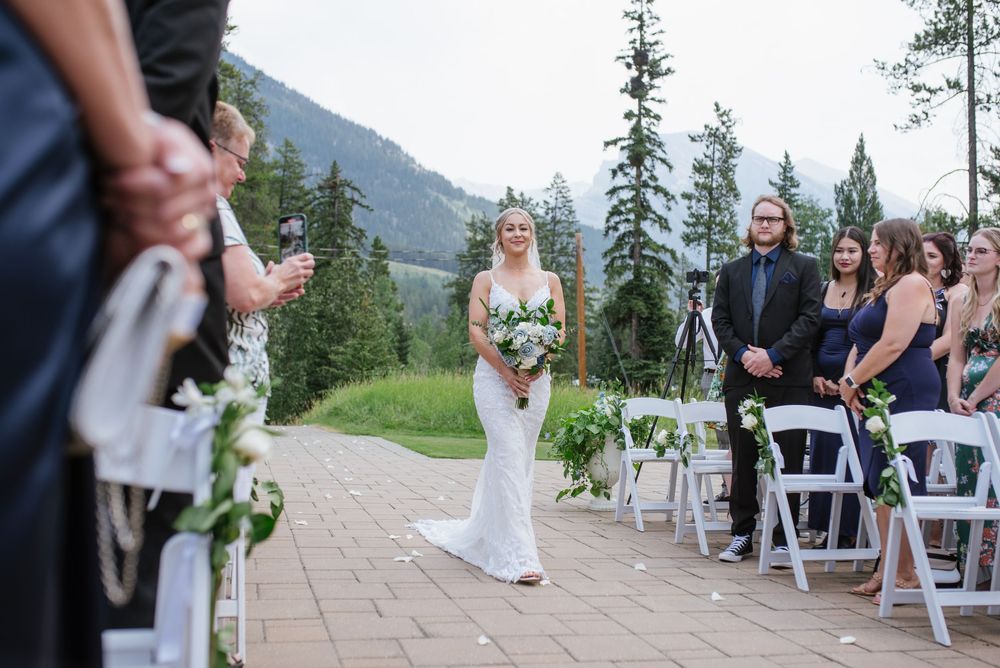 Silvertip Resort Canmore Wedding I Maia Sokolic Photography