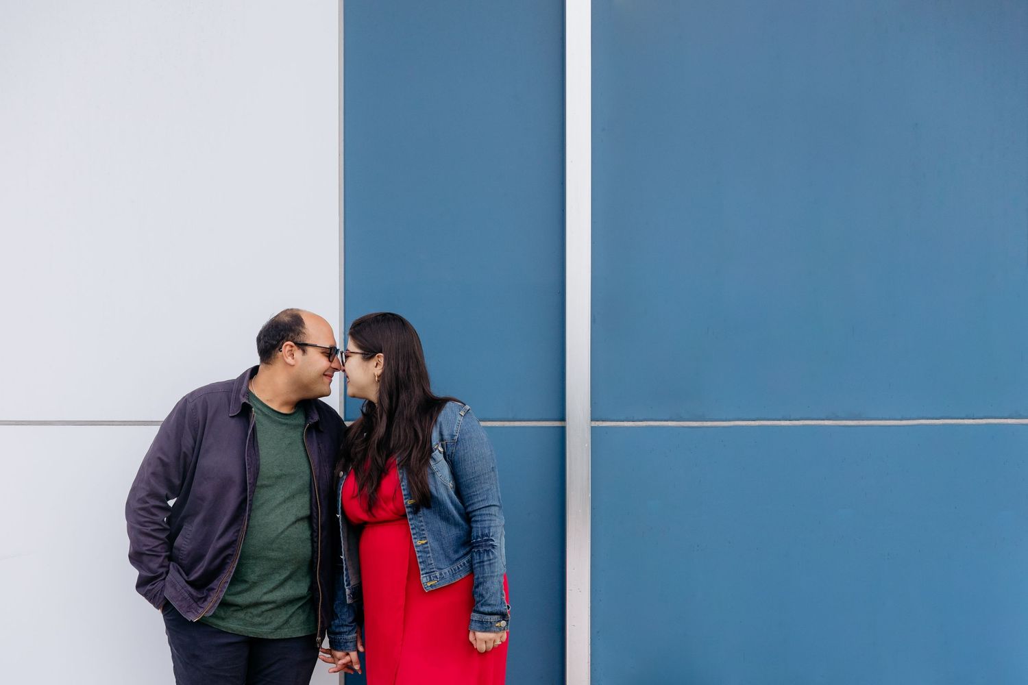Creative couples photography Auckland. Couple laughing during photo shoot